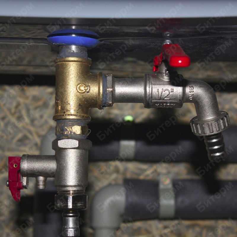 Обвязка электрического водонагревателя 17-kran-na-sliv