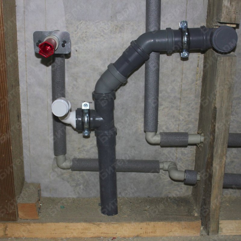 Монтаж внутренней канализации дома 19-truboprovody