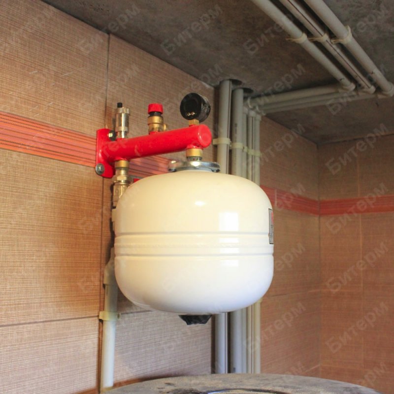 Монтаж расширительного бака Wester 18-kreplenie-baka