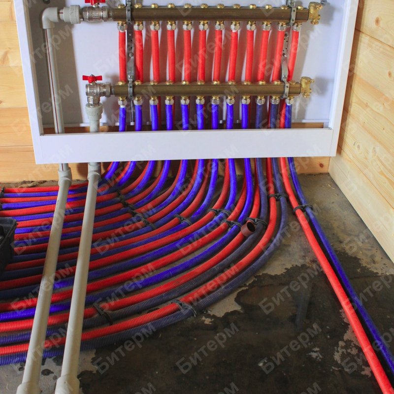 Монтаж коллектора и ящика для радиаторов 34-yashik-kollektora