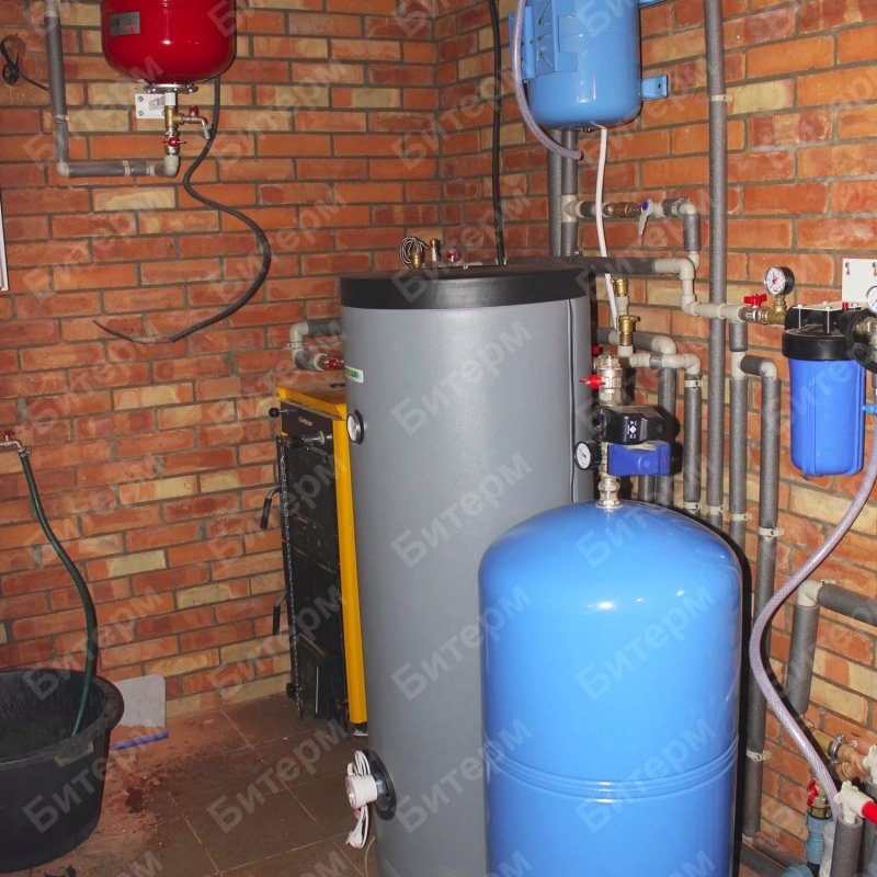 Топочная с твердотопливным и электрическим котлами 42