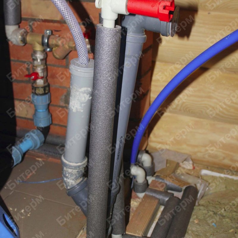 Монтаж водоснабжения в доме 65