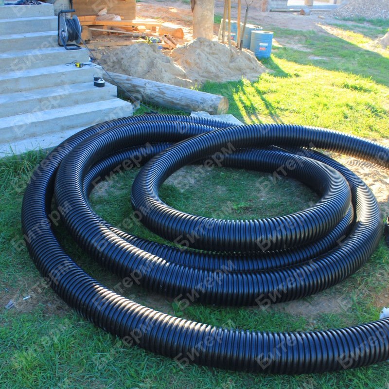 Подготовка труб для монтажа трасс отопления и водоснабжения 32-truby-otoplenia