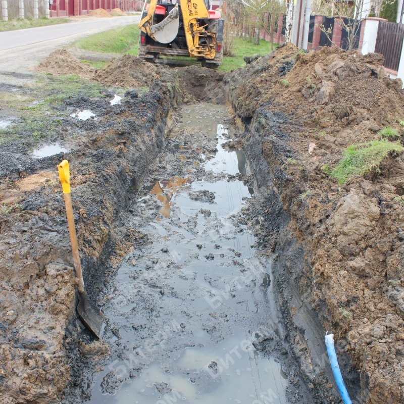 Траншея для дренажных тоннелей 8-transheya